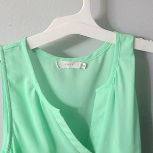 Sleeveless blouse